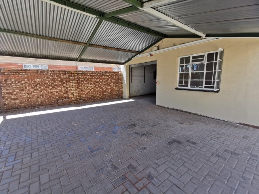3 Bedroom Property for Sale in Beaconsfield Northern Cape